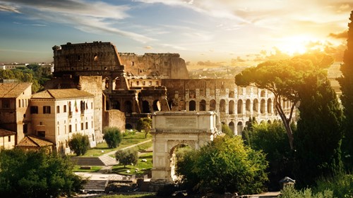 Carrier presents... private tours of the Colosseum and Vatican