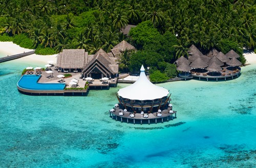 Baros Maldives receives Small Luxury Hotels of the World award